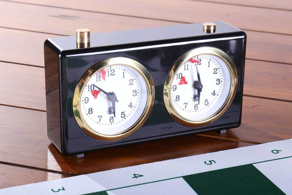 Analog Chess Clocks: Classic Tournament Timers
