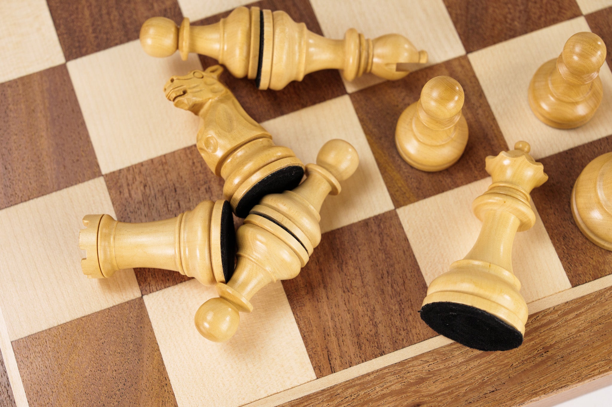 16" Folding Magnetic Wooden Chess Set - Chess Set - Chess-House