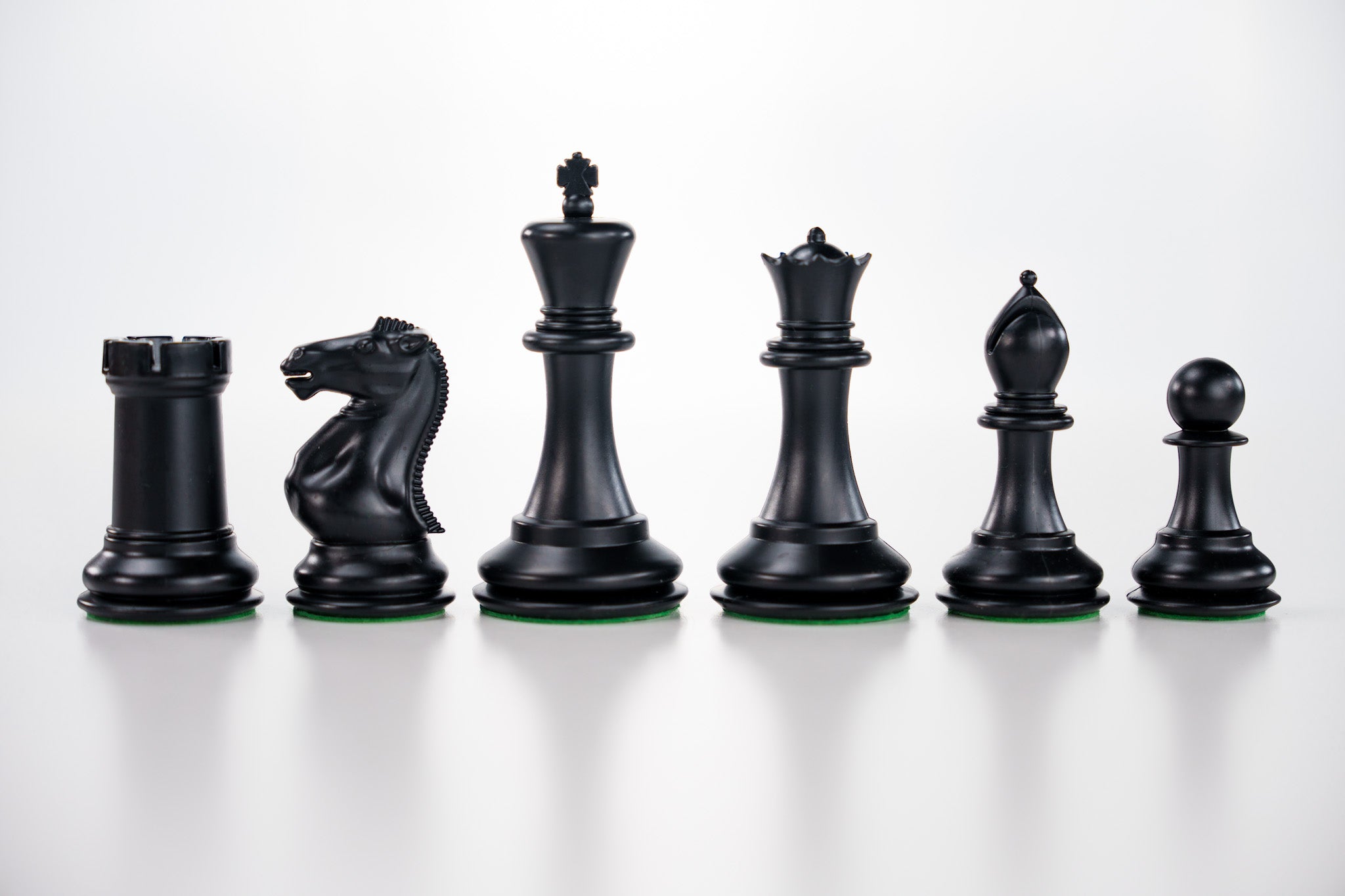 3 3/4" Commander Staunton Chess Pieces (per color or half set - 17 pieces) - Piece - Chess-House