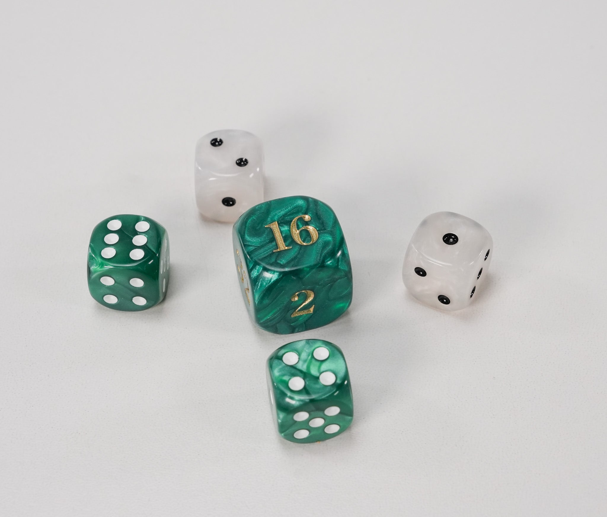 Backgammon Dice Set - Marbled - Game - Chess-House