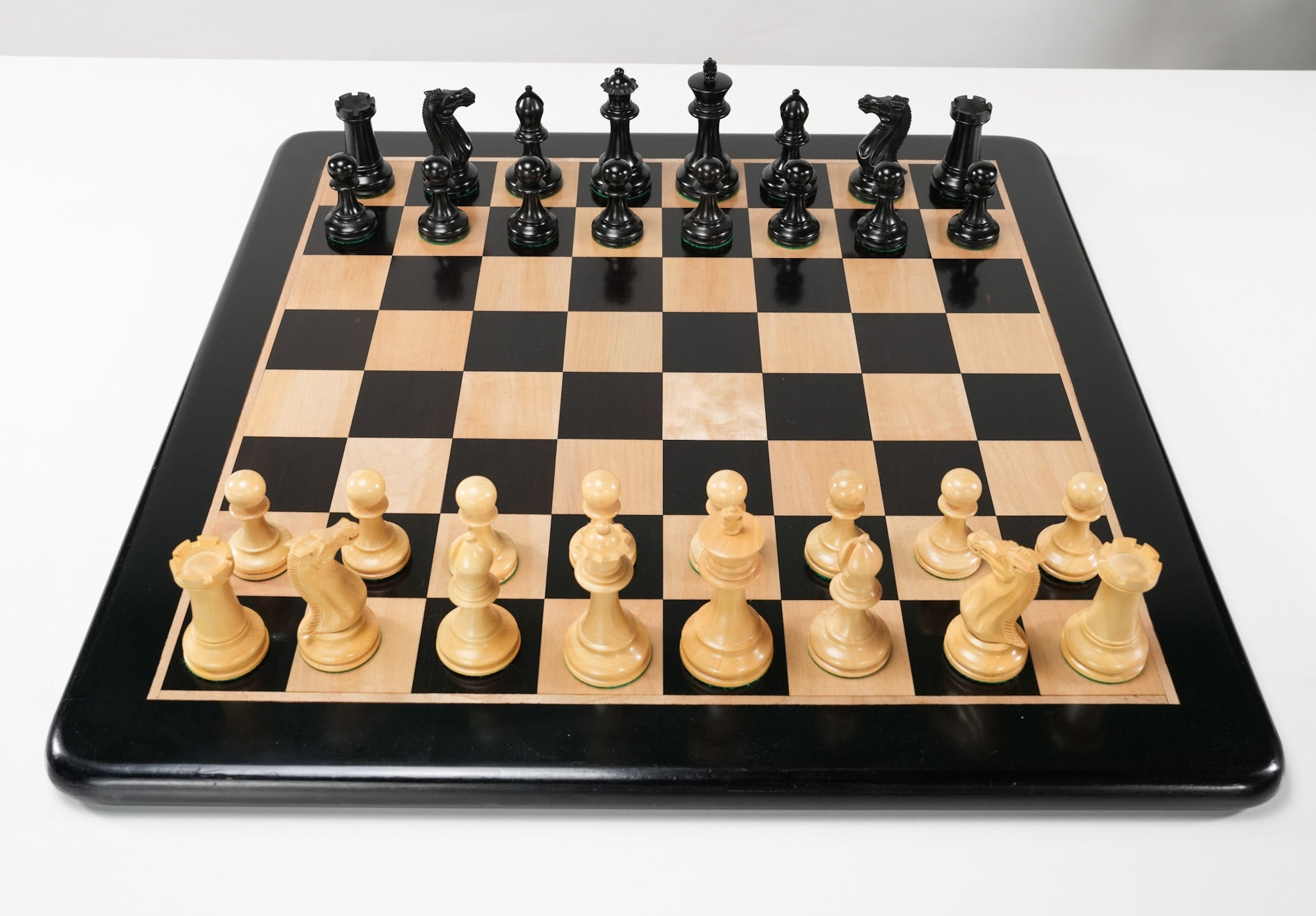 Executive Chess Men on Ebony Board - Chess Set - Chess-House