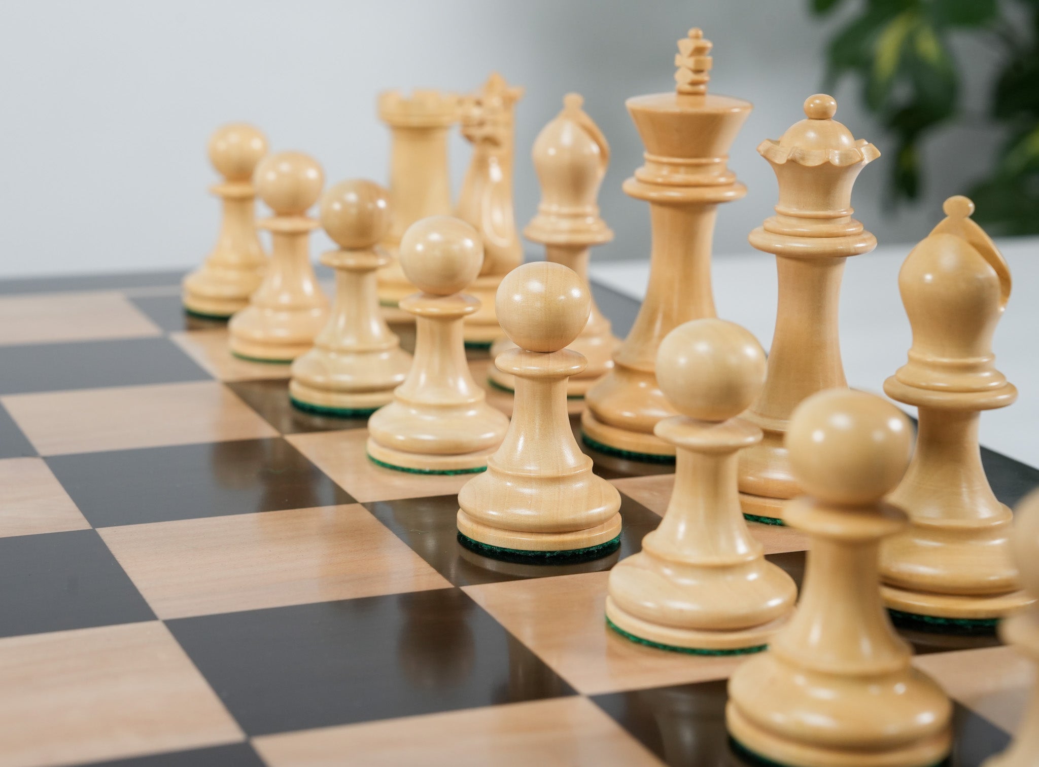 Executive Chess Men on Ebony Board - Chess Set - Chess-House