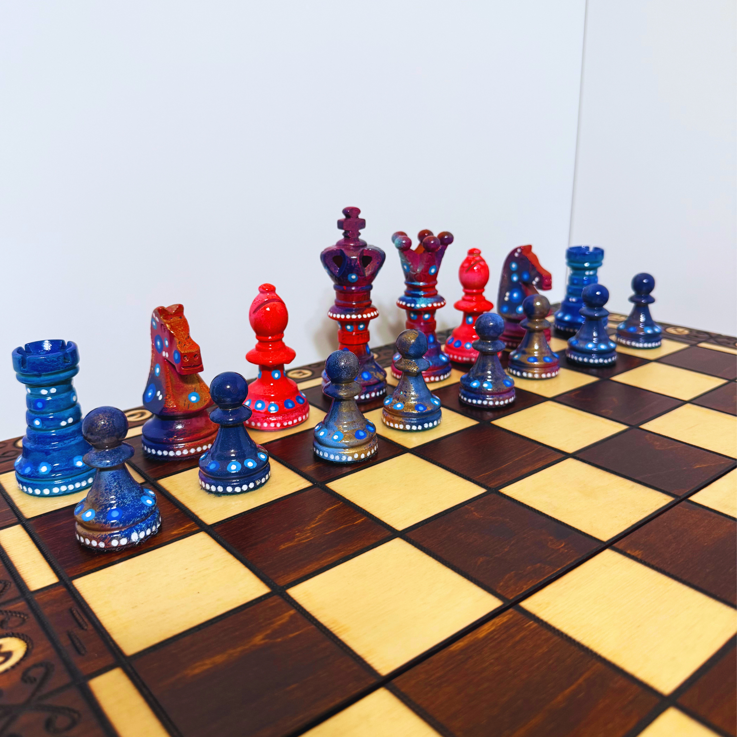 The Articulate - Sydney Gruber Painted 21" Ambassador Chess Set #17 - Chess Set - Chess-House