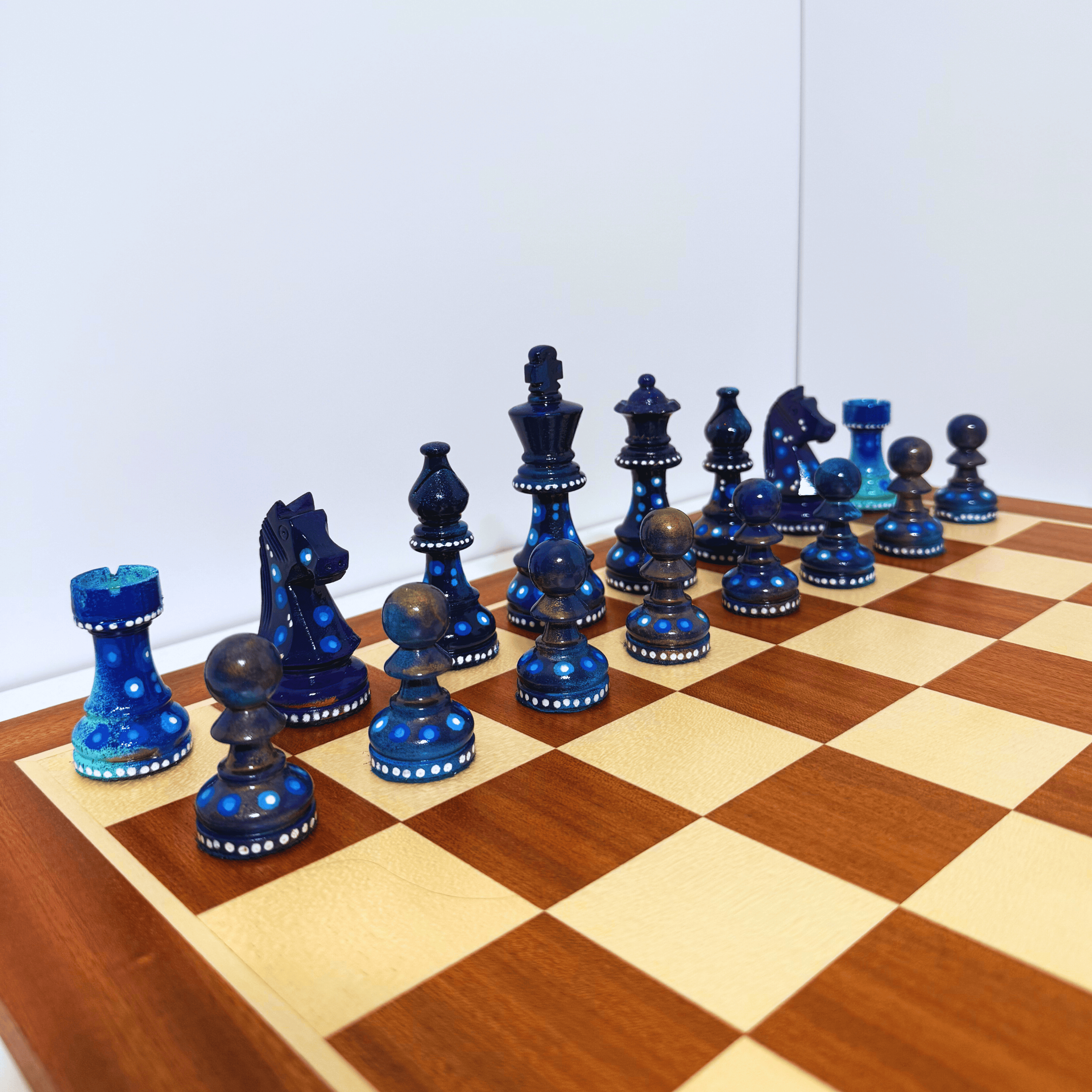 The Sharp - Sydney Gruber Painted Champions Chess Set #9 - Chess Set - Chess-House