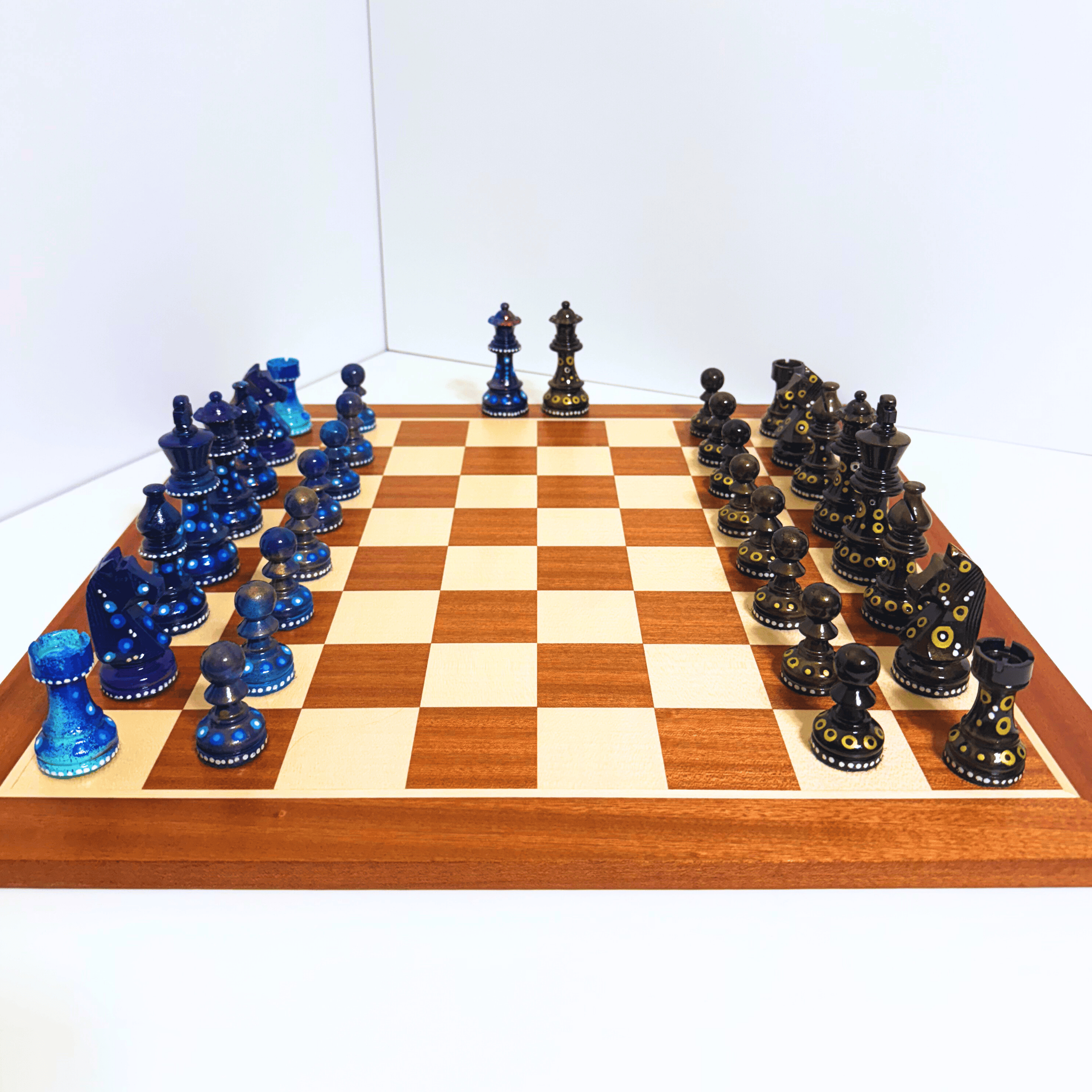 The Sharp - Sydney Gruber Painted Champions Chess Set #9 - Chess Set - Chess-House
