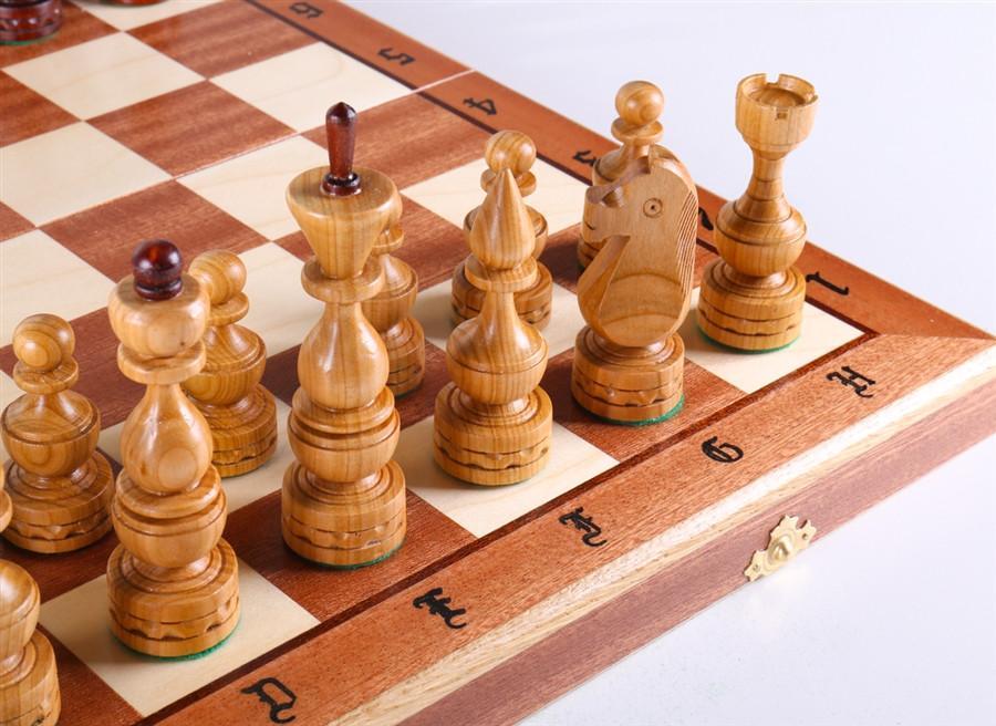 19.5" Debiut Wooden Chess Set - Chess Set - Chess-House