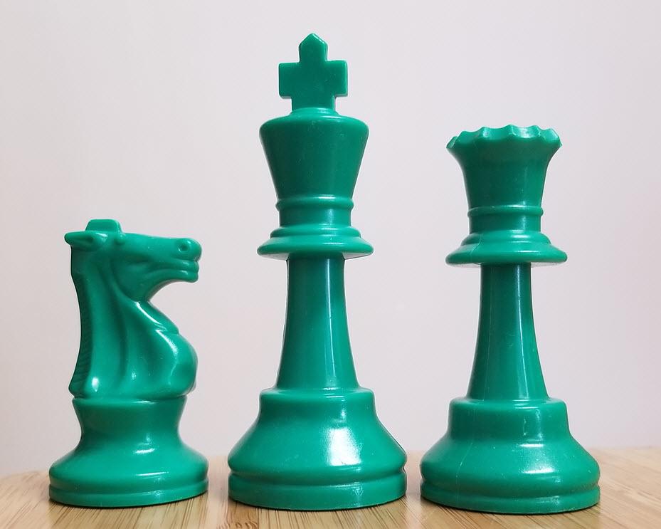 3 3/4" Colored Chess Pieces - Set of 17 Pieces - Piece - Chess-House
