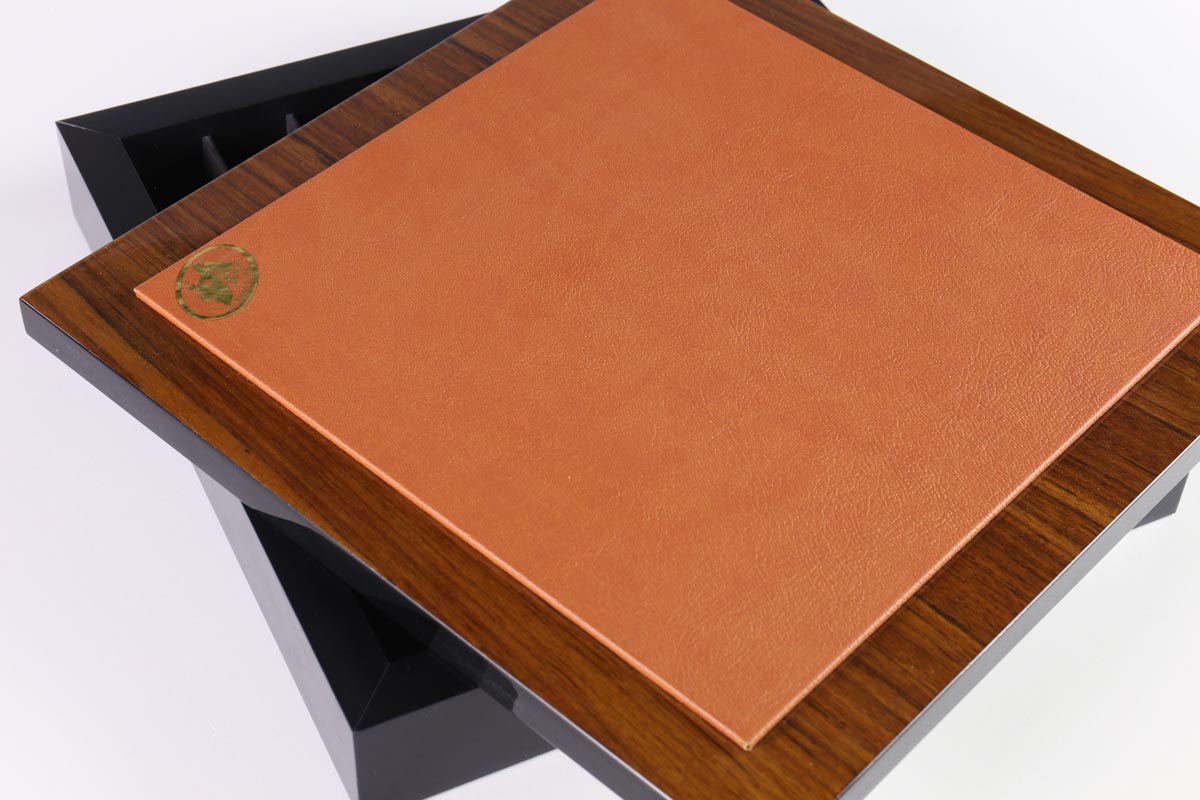 Metal Chess Set with Black Briar Wood Storage Board - Chess Set - Chess-House