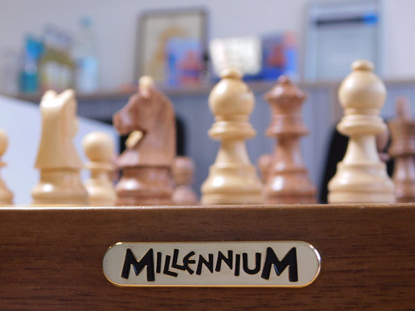  Millennium Chess Computer - The King Performance : Koch  Distribution: Toys & Games