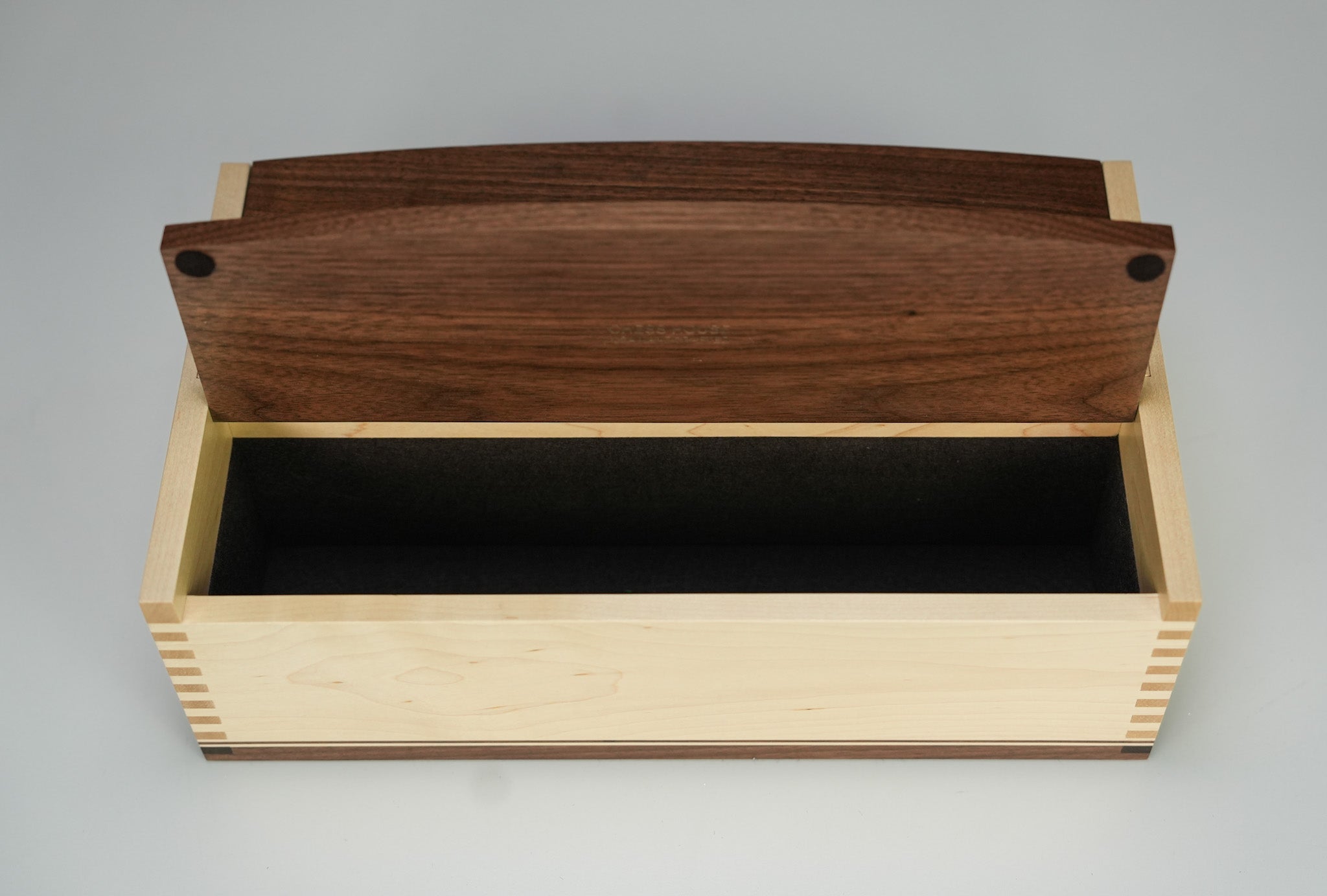 Walnut Maple Premium Hardwood Picnic Basket Chess Box - Box - Chess-House