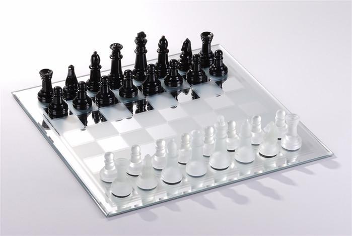 13.75" Mirror Chess Set, White and Black Questions & Answers