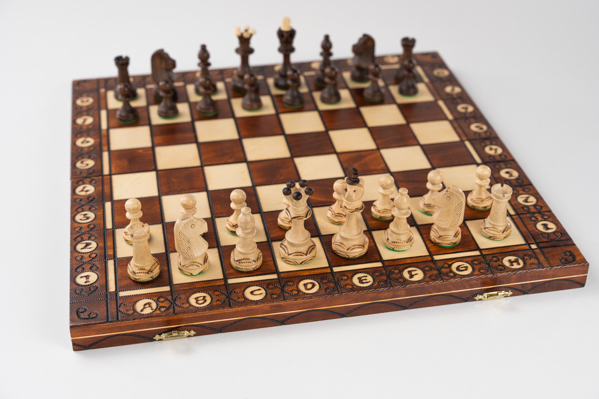 16" Senator Wooden Chess Set Questions & Answers