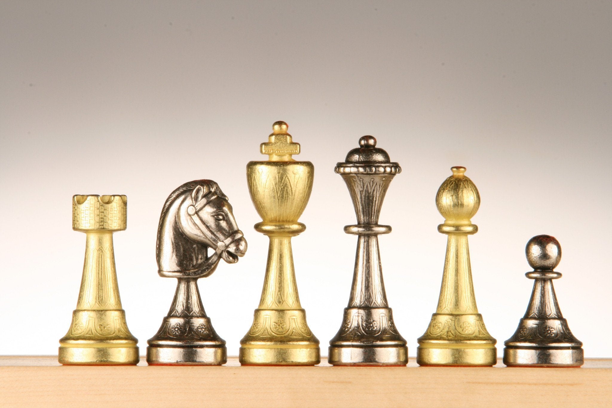 Is the base the same size for all pieces/pawns?