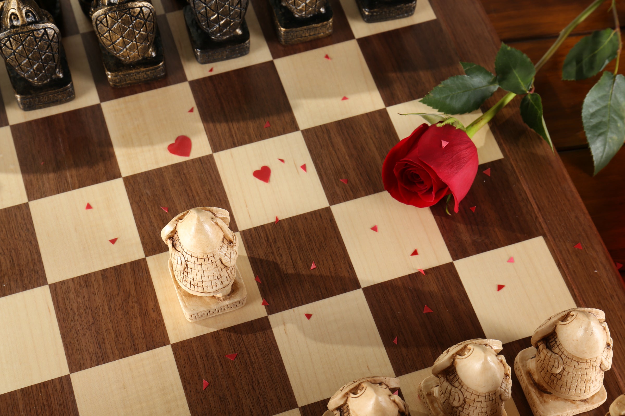 House of Hauteville Chess Set and Board Combo - Antique White and Black Marble Questions & Answers