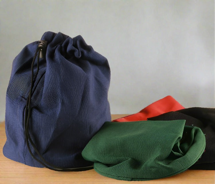 Is this bag large enough to hold a whole 4-1/8"� tournament set?