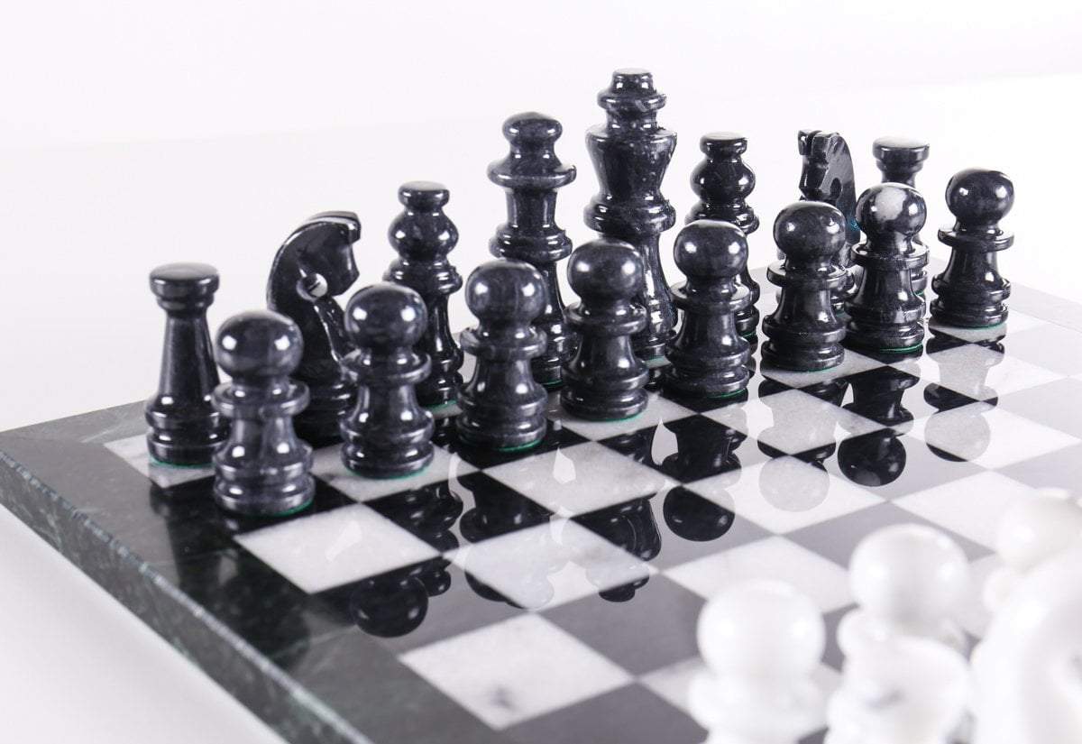 Is it possible to get the black and White marbel chess set with a black or gray frame?