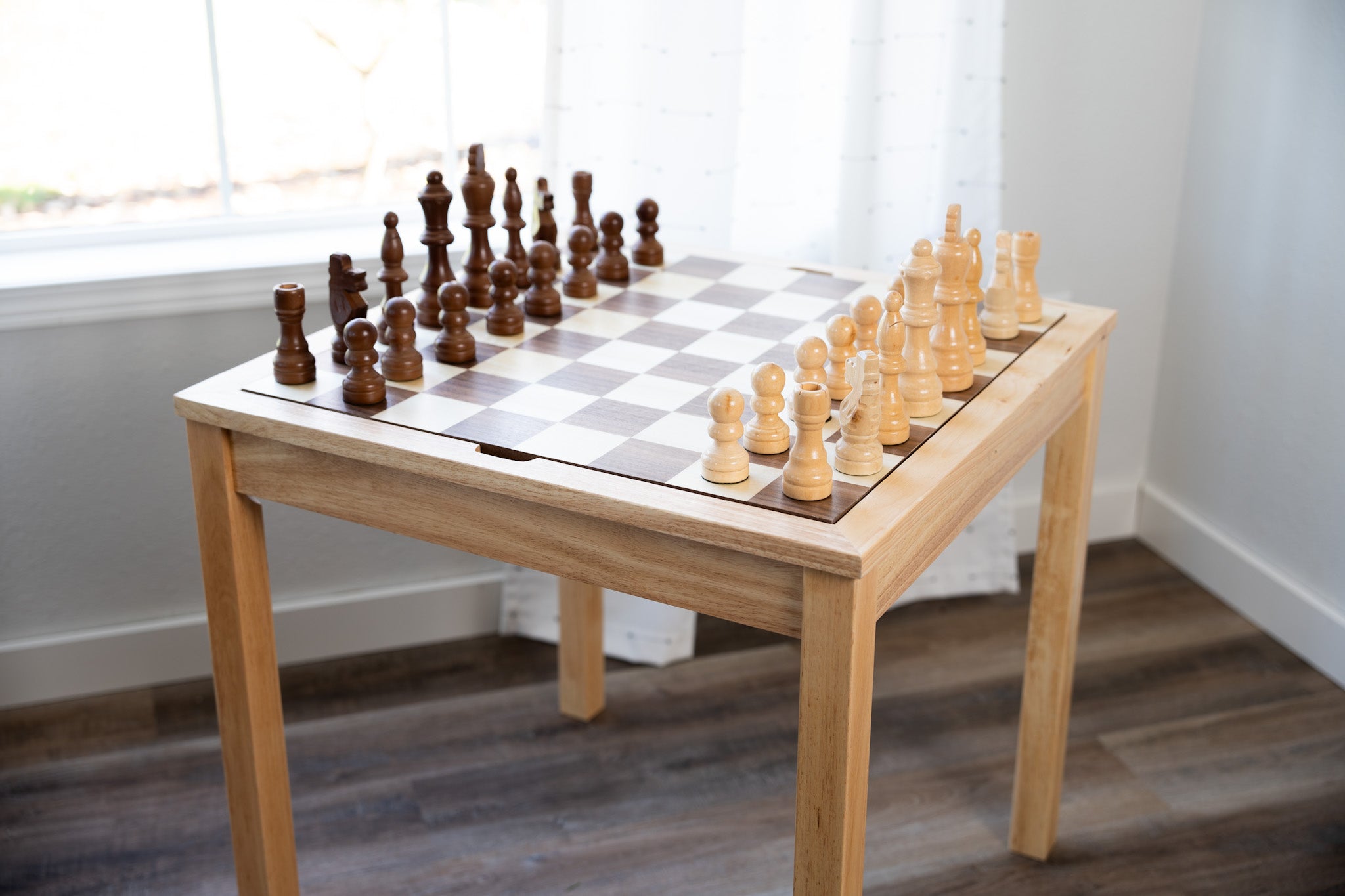 How's the Craftmanship of the table? Is the table durable.