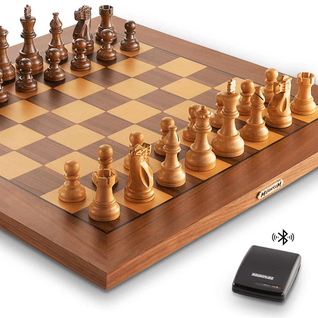 Is there an upgraded Chess Set available for the M850 eboard?
