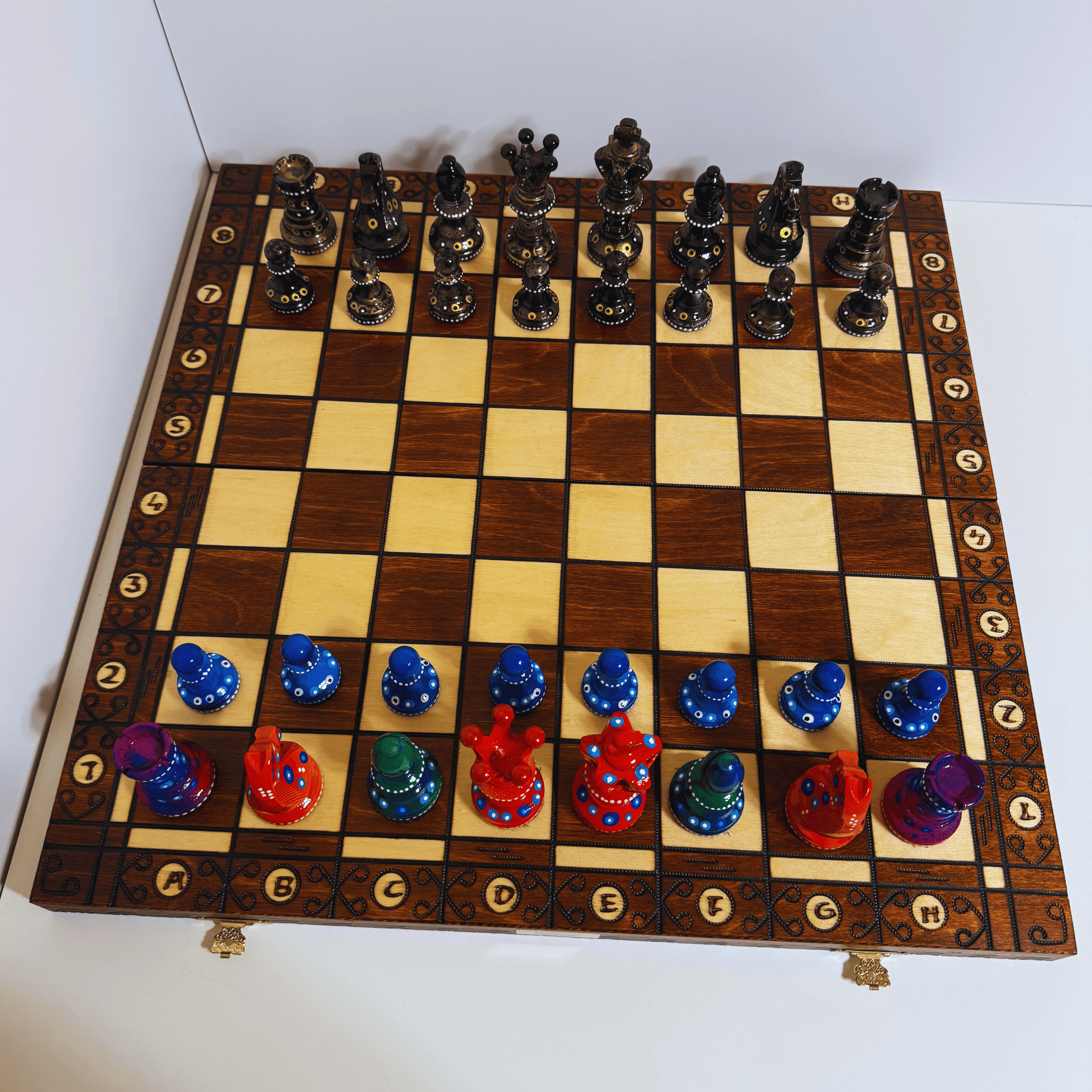 The Optimist - Sydney Gruber Painted 21" Ambassador Chess Set #18