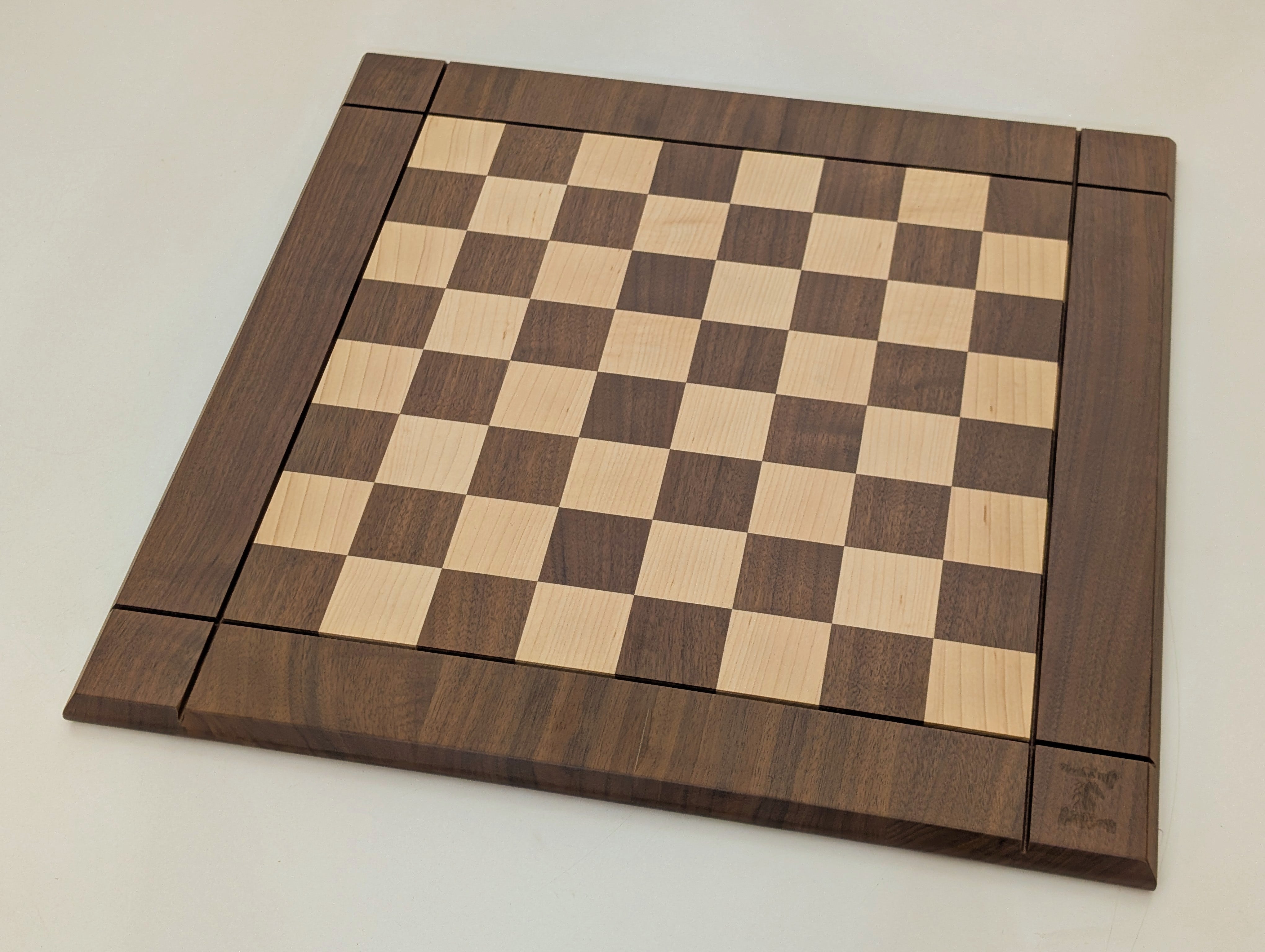 DEAL ITEM: 21" Hardwood Player's Chessboard JLP, USA - Open Box - Chess-House