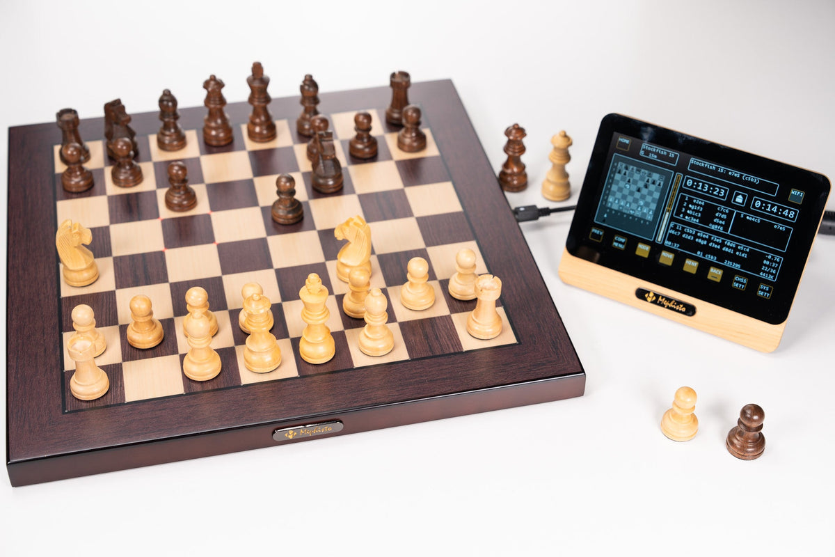 Mephisto Phoenix M - Chess Computer with 15.7 inch Chess Board