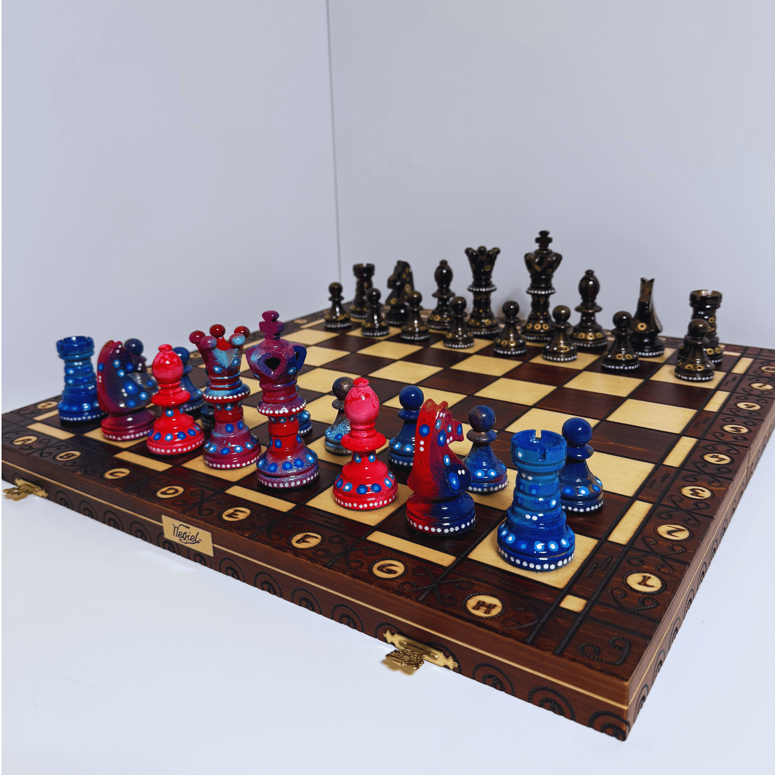 The Articulate - Sydney Gruber Painted 21" Ambassador Chess Set #17 - Chess Set - Chess-House