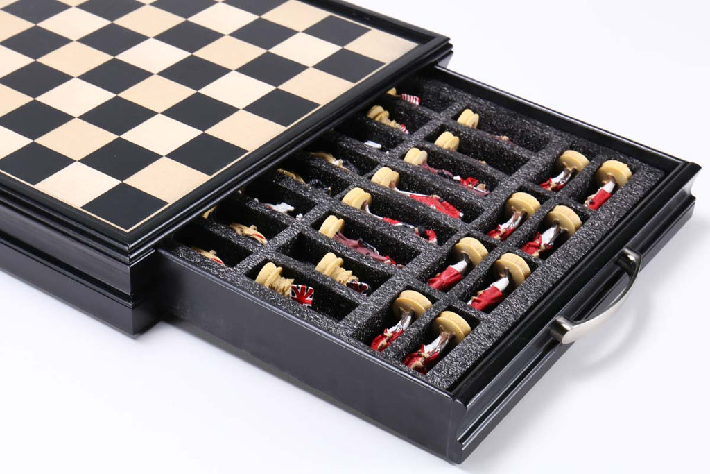 SAC American Revolutionary War Chess Set Ivory&Red With Wooden Board UK  made.