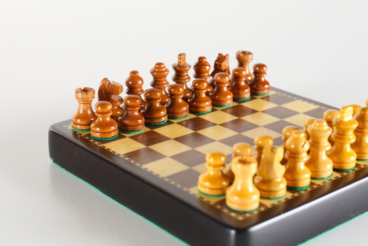 SINGLE REPLACEMENT PIECES: 4" Mini Magnetic Wood Travel Chess Set Piece