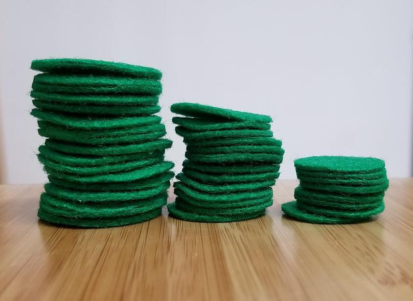 Single Felt Circle for Chess Pieces - Self-Stick in Green – Chess