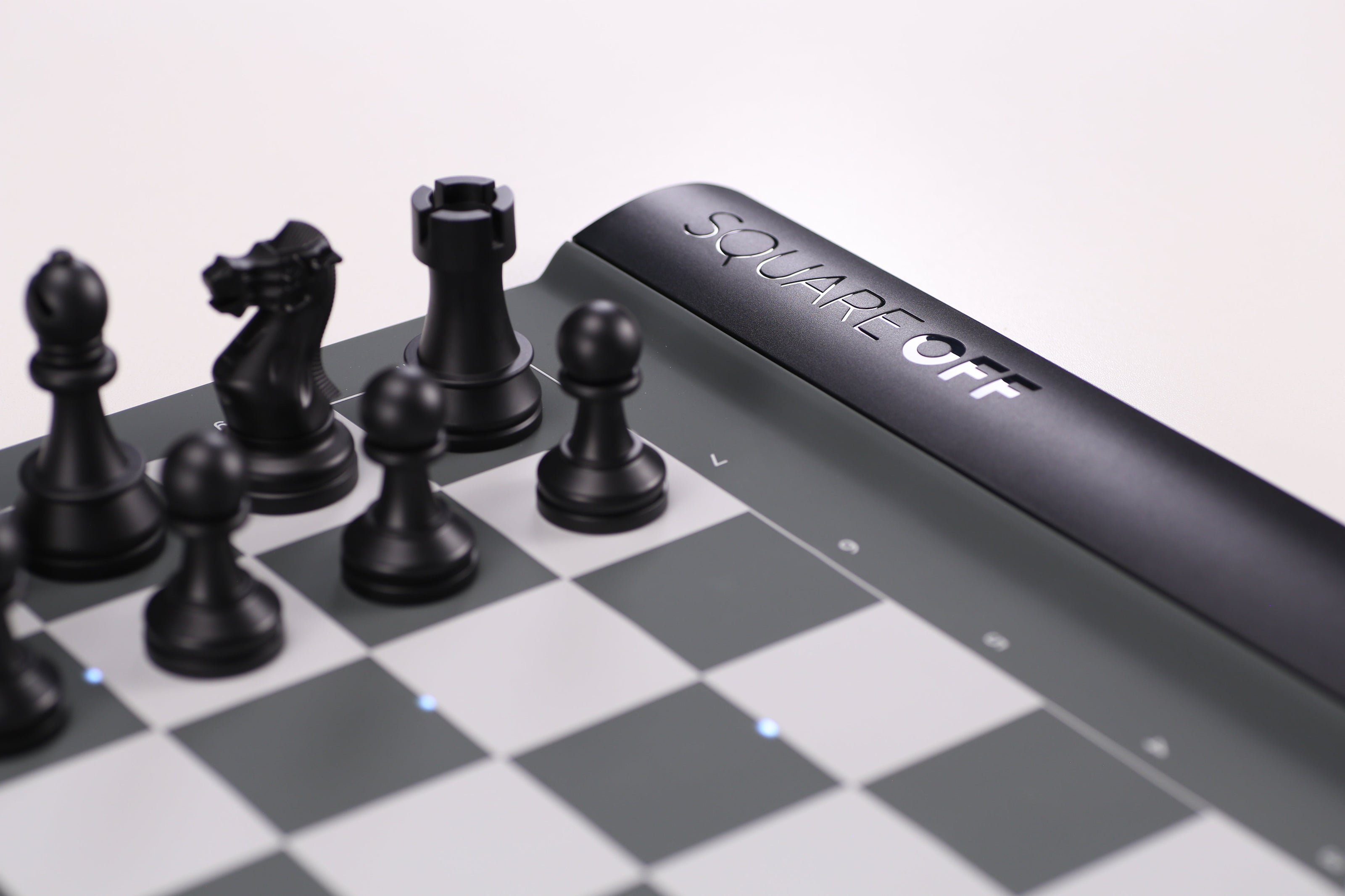 SINGLE REPLACEMENT PIECES: The Square Off Pro Chess Set
