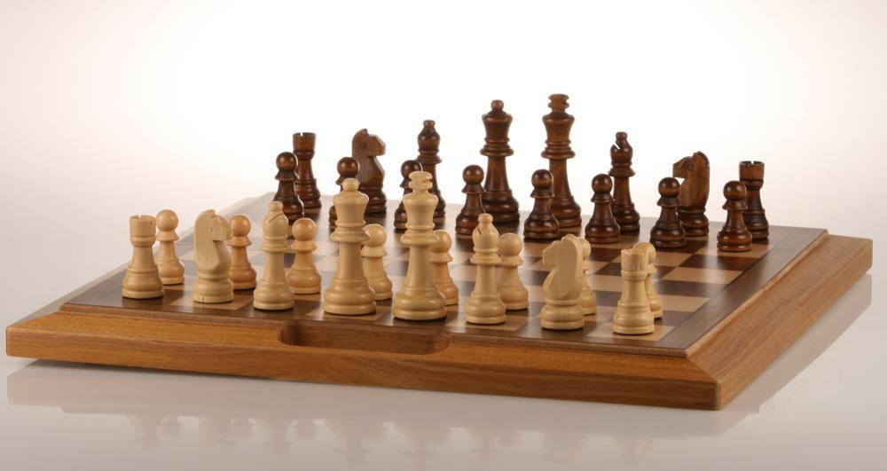 SINGLE REPLACEMENT PIECES: Wooden Magnetic Chess Pieces - 3 1/8" Piece